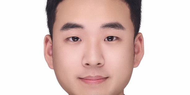 The picture shows Guanzhe Li. 
